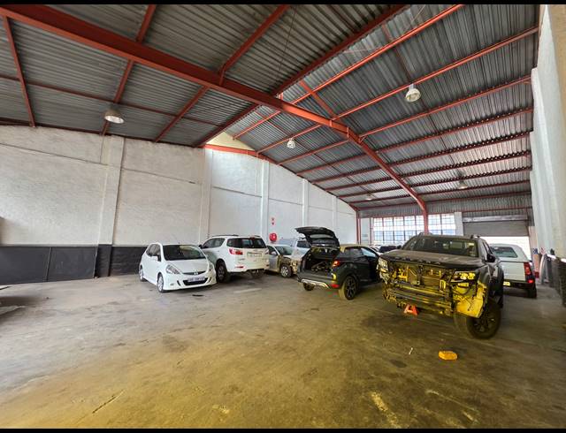 440M² WAREHOUSE TO LET IN WADEVILLE